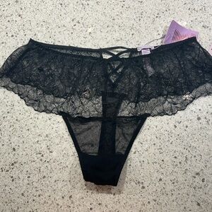Savage X Fenty Lace Thong NWT Sz 2X